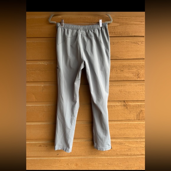 Lowe Alpine hiking and trekking pants women’s size 10. Very good used condition. - Picture 11 of 16